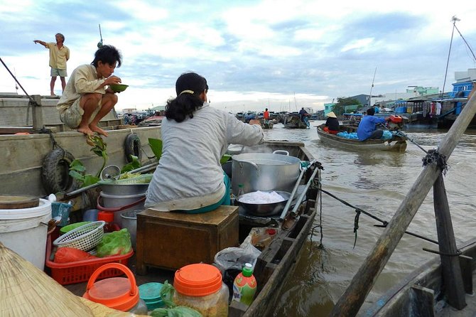 1-Day Cai Rang Floating Market-Vinh Long-Cai Be-Group of 10 Max - Vinh Long Red Pottery and the sampan ride into smaller canals
