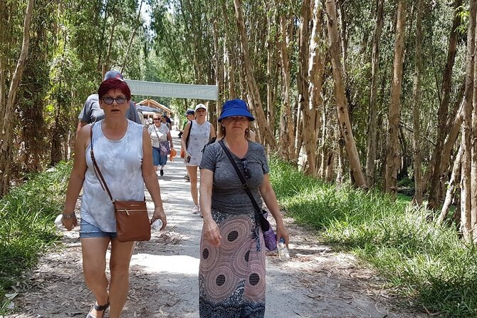 2-Day Mekong Delta Tour with Homestay - Tan Phong Island by Bike: Handicrafts Up Close