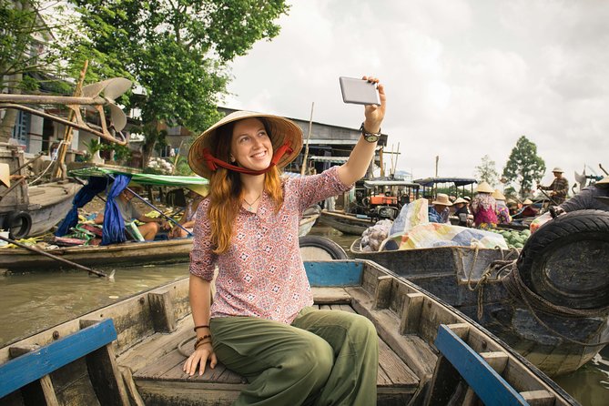 3-Day Mekong Delta Tour including: Cai Rang floating market - What to expect on the water: early starts, boats, and comfort choices