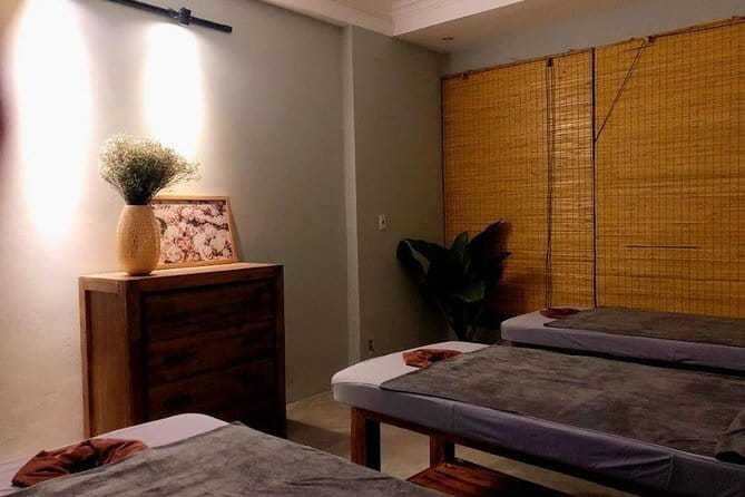 60 minutes Body Massage with Ginger Oil - Who this suits best (and when to skip it)