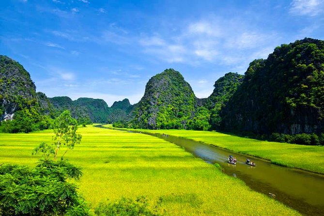 7 Days Package in Vietnam - Day 3 Saigon Essentials: Post Office, Notre Dame, Ben Thanh