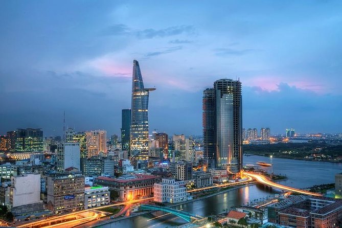 Amazing night with Saigon Skydeck and local beer tasting - How this private night plan works (and why it feels easy)