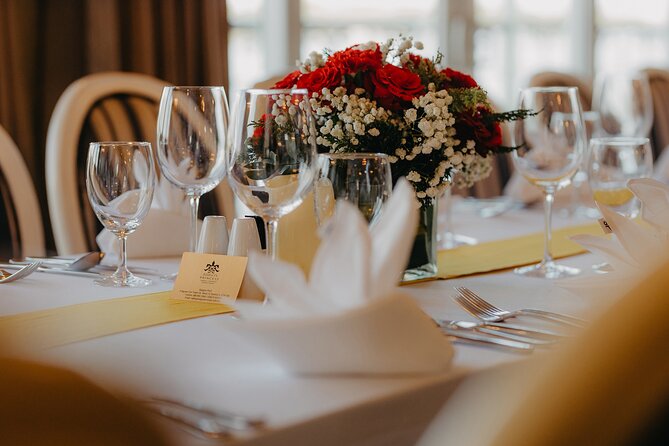Ben Thanh Princess: Luxury Dinner Cruise on Saigon River - Dinner and the Onboard Atmosphere: What the Experience Feels Like