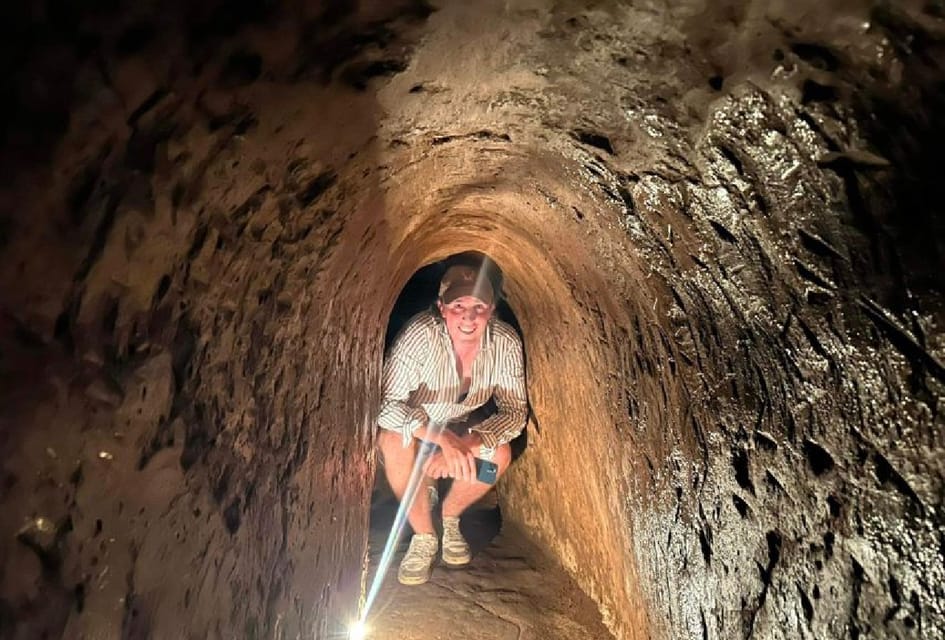 Black Virgin Moutain, Cu chi tunnels & Cao dai temple 1 day - Cable car to Bà Đen Temple: the fast route to views and temple time
