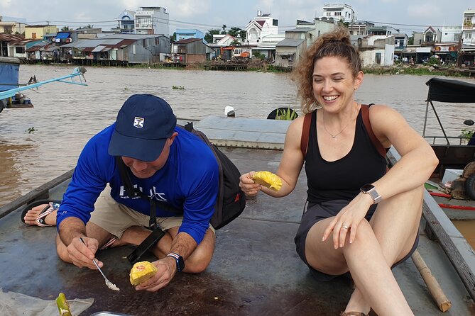 Cai Rang Floating Market - Mekong Delta 2 Days 1 Night - Cai Rang Floating Market at 6:00am: what to expect on the boat