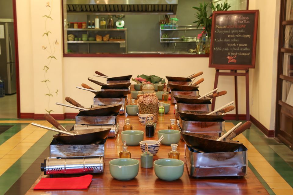 Cooking Class with Ben Thanh Market visit - Ben Thanh Market, 9 AM Start: Shopping Like a Local (With a Chef)