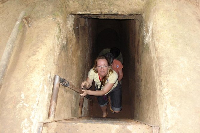 Cu Chi Tunnels and Cao Dai Temple private tour full day - The guide makes the difference (Luat and Viet are names you may hear)