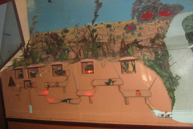 Cu Chi Tunnels and Cao Dai Temple private tour full day - Cao Dai Temple at noon: what you’ll actually watch