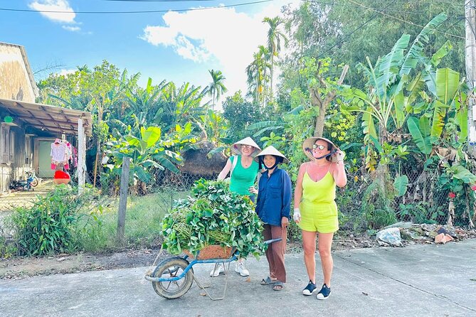 Experience Authentic Mekong Delta Life From Ho Chi Minh City - Lunch and Drinks: Included Comfort That Makes the Day Easier