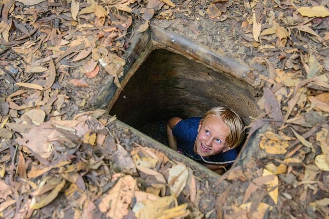 Explore Vietnams Wartime History with Cu Chi Tunnels Tour - Quang Minh Lacquerware: Switching Gears Without Losing the Story