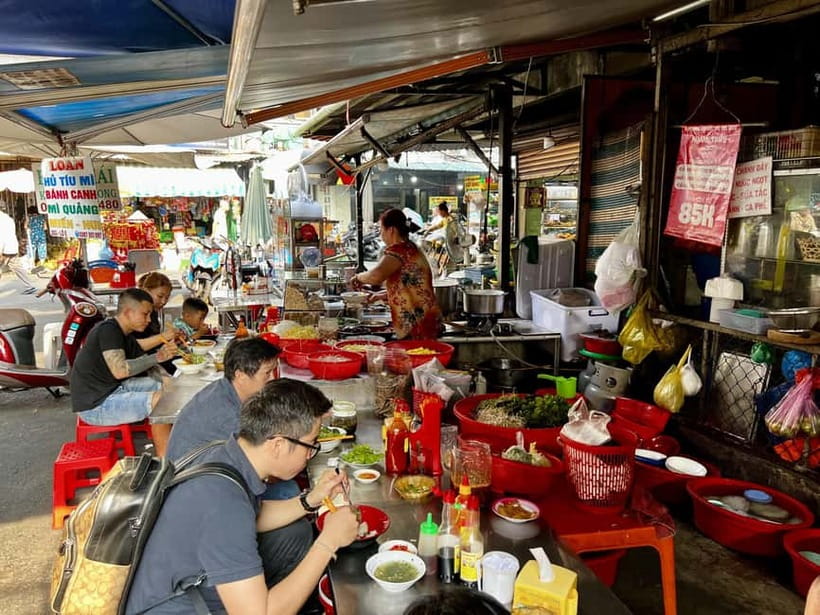 Free E-Sim Saigon Hidden Gems Tour with Local Guide - Vietnamese National Buddhist Temple: finding calm in the city noise