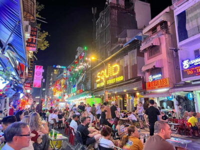 Free E-sim Saigon Nightlife Hopping Tour - Meeting at Vincom Center Đồng Khởi: getting started without stress