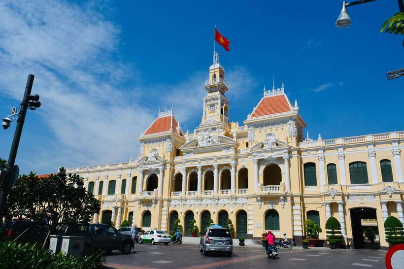 From HCM: City Highlights & Chinatown Trips – Water Bus Tour - Chinatown Photo Stops at Thien Hau Pagoda and Bình Tây Market