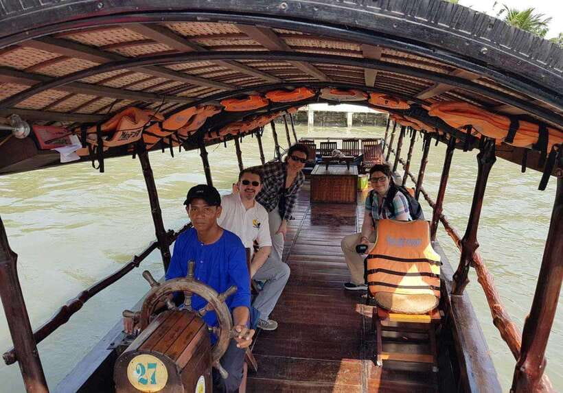 From Ho Chi Minh City: Mekong Delta Day Trip with Lunch - Visiting a Local Family: Fruits, Honey Tea, Wine, and Music