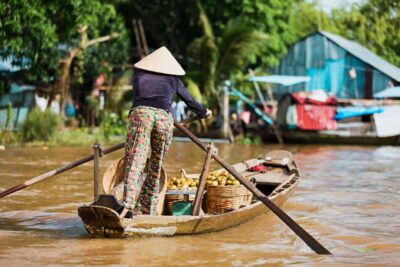 From Ho Chi Minh: Classic Mekong - My Tho, Ben Tre Full Trip - Vinh Trang Pagoda: A Calm Cultural Anchor Before the Water