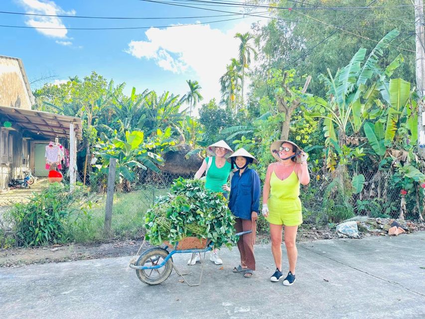 From Ho Chi Minh: Explore Mekong Delta & Vinh Trang Pagoda - From central Saigon to the Mekong Delta: the comfort factor that matters