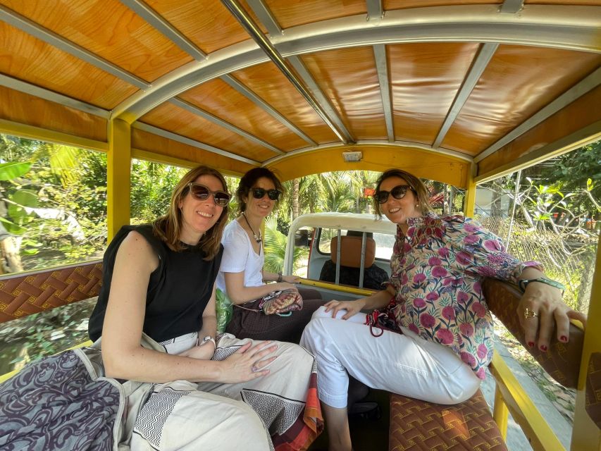 From Ho Chi Minh: Explore Mekong Delta & Vinh Trang Pagoda - Food on the day: a full restaurant meal with eight local dishes