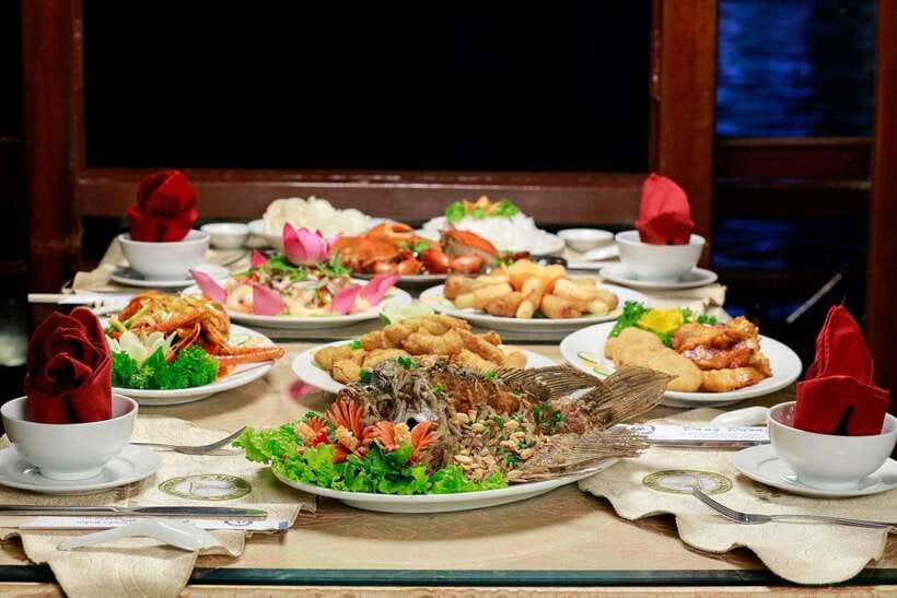 From Ho Chi Minh: Private Dinner Cruise on Saigon River Tour - A traditional wooden cruise with a “city-at-night” payoff