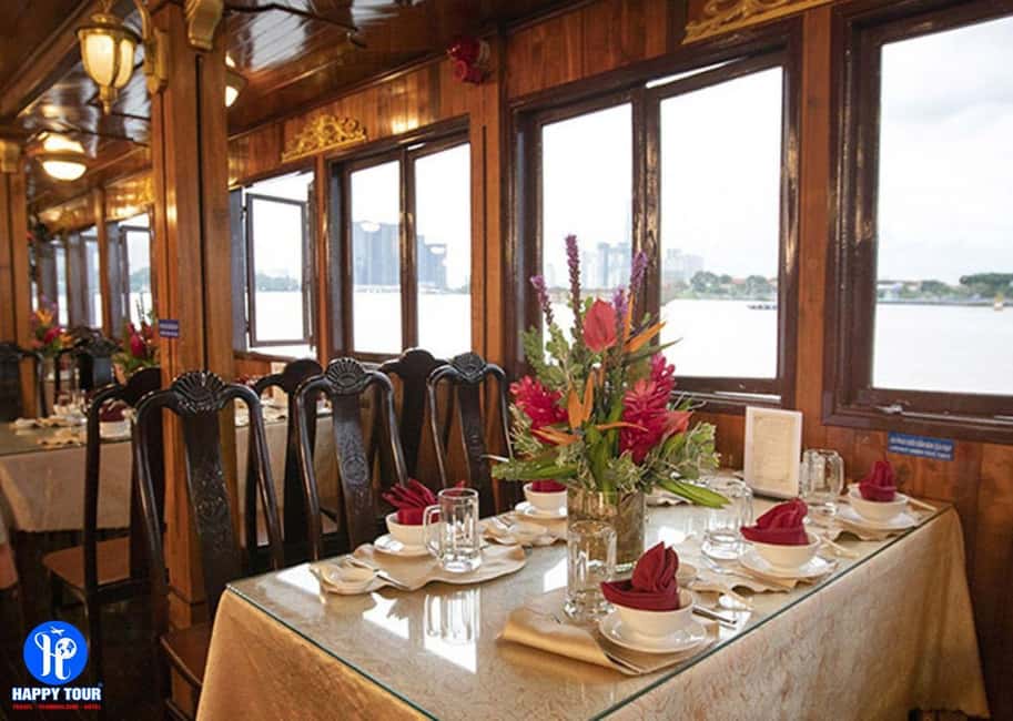 From Ho Chi Minh: Private Dinner Cruise on Saigon River Tour - Pickup from District 1 and how the 4-hour evening usually flows
