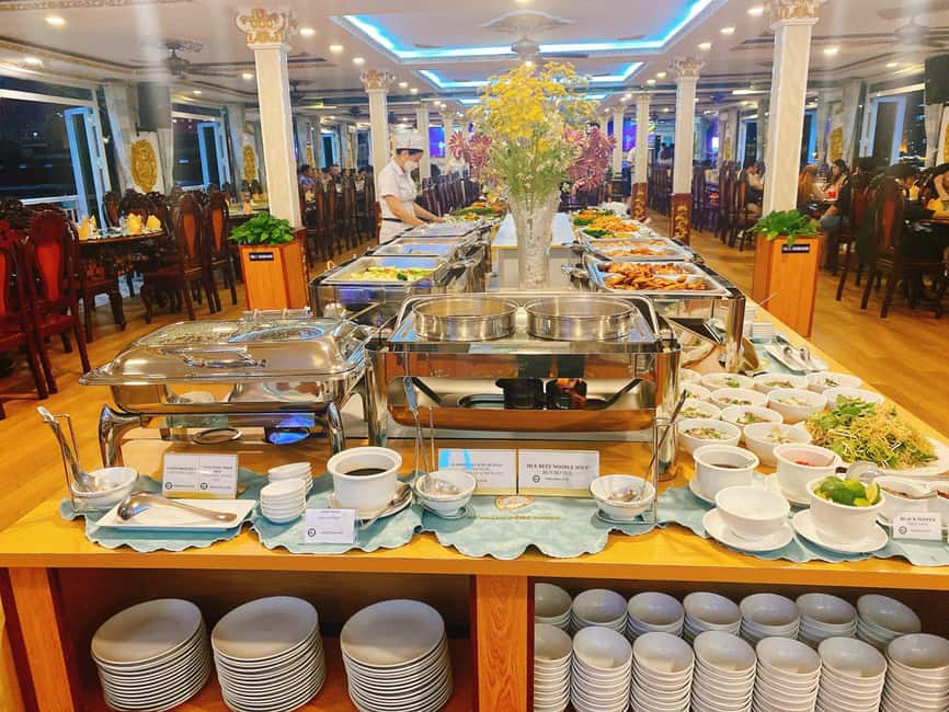 From Ho Chi Minh: Private Table Dinner on cruise Saigon - The main gotchas: ship mismatch, seafood, and seating