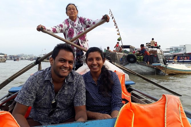 FULL Day - CAI RANG FLOATING MARKET, COOKING CLASS AND EXPLORE THE COUNTRYSIDE - Rice Noodle Factory, Traditional Bakery Mill, and Small Canals