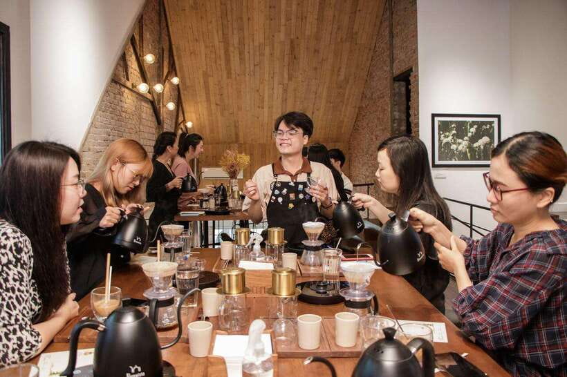 Hands-on Discovery of Vietnamese Coffee & Culture - Start strong: the multi-sensory coffee experiment