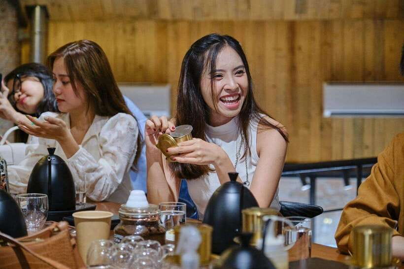 Hands-on Discovery of Vietnamese Coffee & Culture - The Phin brewer session: microfilter, cocoa cashew twist, and real-world technique