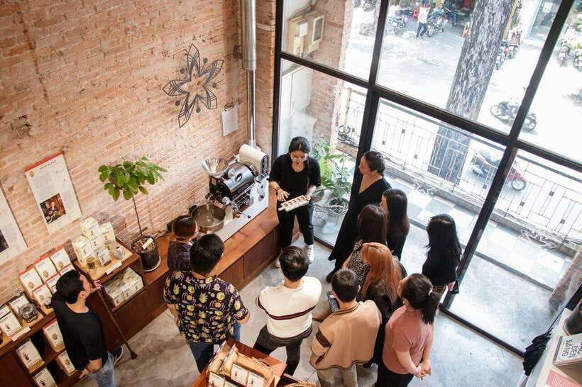 Hands-on Discovery of Vietnamese Coffee & Culture - Coffee culture on screen: farmers, stories, and place-based context