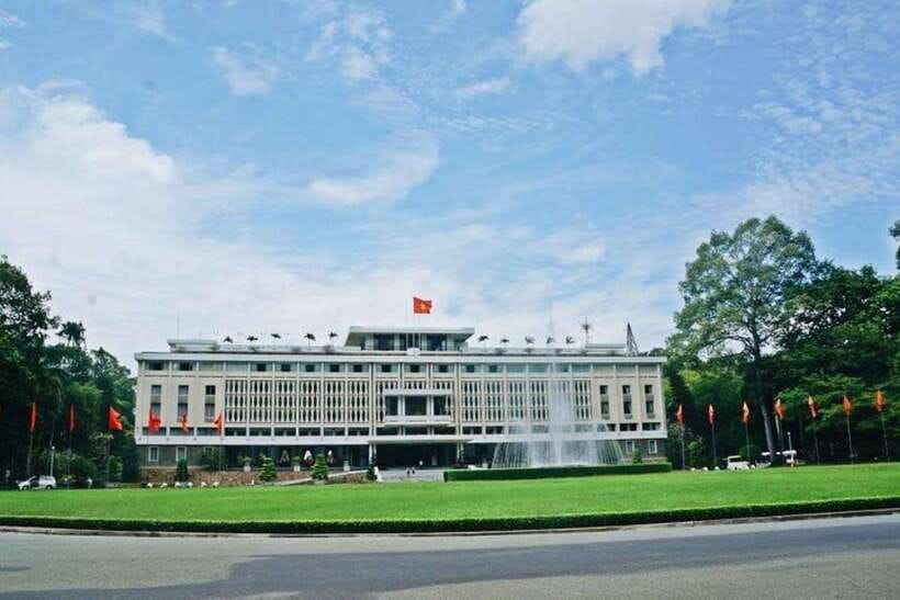 Ho Chi Minh 1 Day Private Tour from Phu My Seaport - Shopping window: Ben Thanh Market or Saigon Square