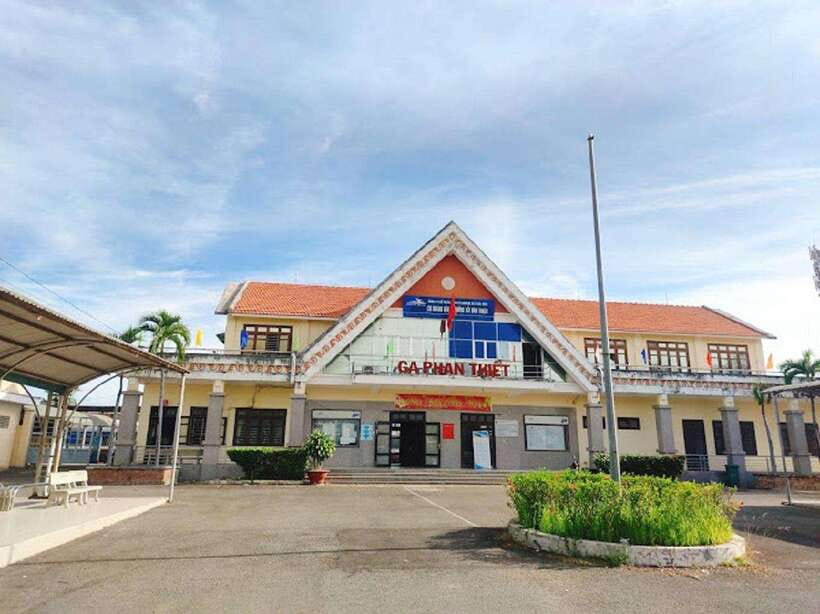 Ho Chi Minh: A comfortable safe trip to Phan Thiet by Train - Saigon Railway Station in District 3: start with less hassle