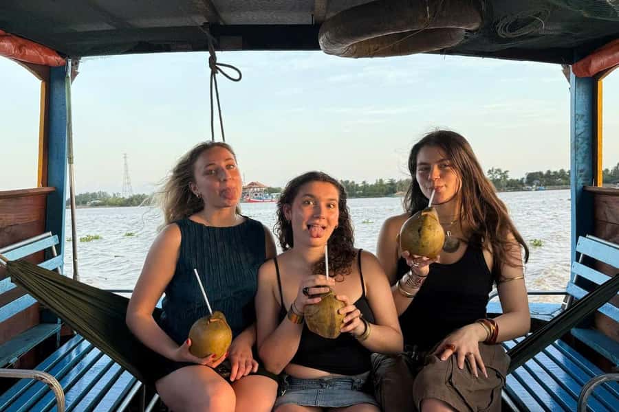 Ho Chi Minh: Adventurous Mekong Delta Full Day Tour - Getting there: 7:00 AM pickup, districts 1/3/4, and an air-con limousine