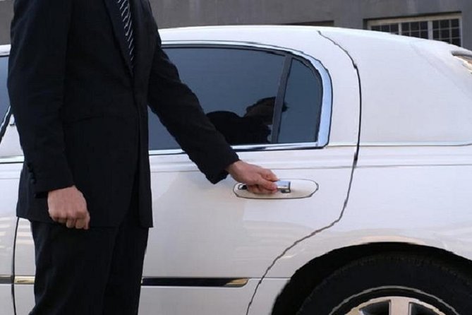 Ho Chi Minh Airport Arrival Or Departure By Private Car Transfers - The Ride Comfort: Private, Air-Conditioned, and Built for Groups
