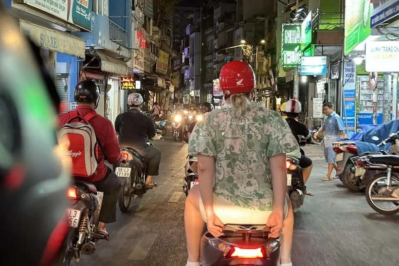 Ho Chi Minh City Craft Beer Tour: Saigon Snacks & Night Ride - Where the Tour Wins: Bia Hơi Culture Plus Craft Beers on the Same Route