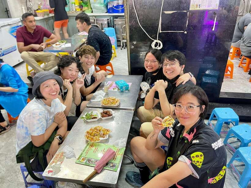 Ho Chi Minh City: Food Tastings & Sightseeings On Scooter - District hopping: seeing Saigon through everyday food and streets