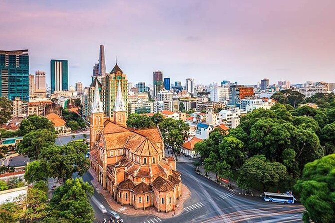 Ho Chi Minh City Full Day Private Tour - Lunch at Gánh Khách Sạn Bông Sen: a safe comfort break with local flavor
