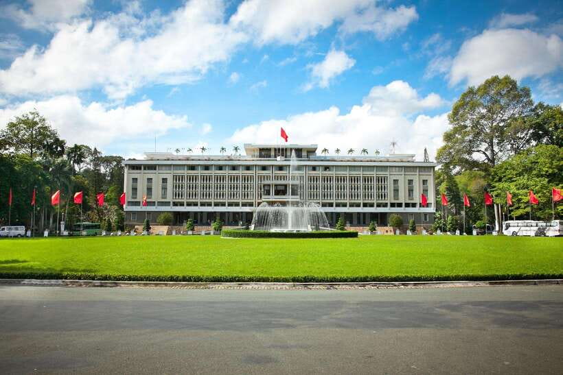 Ho Chi Minh City: Hop-On Hop-Off Bus Tour by Vistra - Price and value: what $10 buys in real sightseeing time