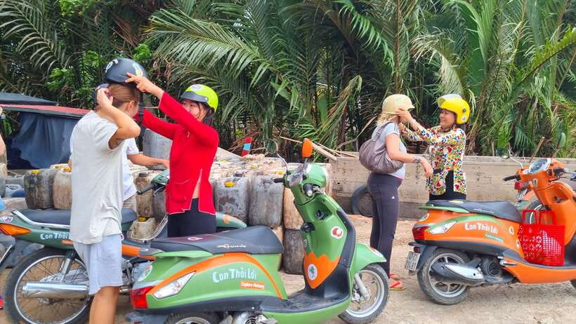 Ho Chi Minh City: Mekong Delta Day Trip with Lunch & Drinks - Getting from Ho Chi Minh to Ben Tre without wasting the morning