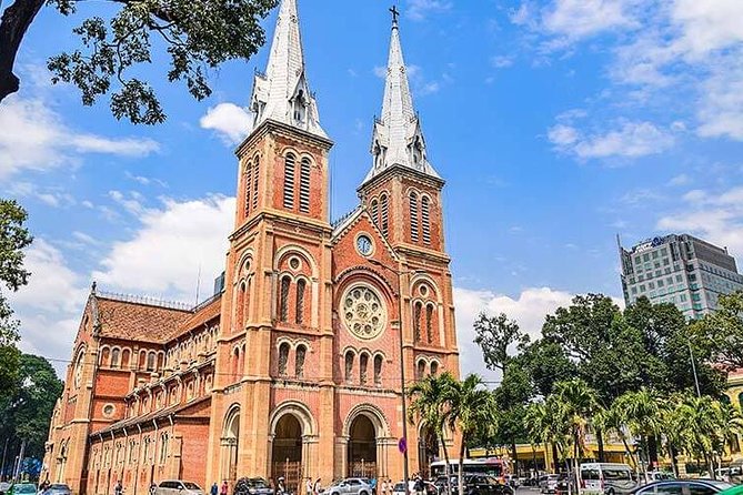 Ho Chi Minh City Private Tour Full Day - Ben Thanh Market: a classic stop for local everyday life