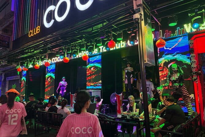 Ho Chi Minh City Private Tour with Young Local Female Guide - War Remnants Museum and the Vietnam War ending site: what you’ll actually see