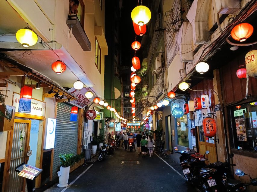 Ho Chi Minh City (Saigon): Private Tour with a Local Guide - Secret weapon bunker: history with a street-level edge