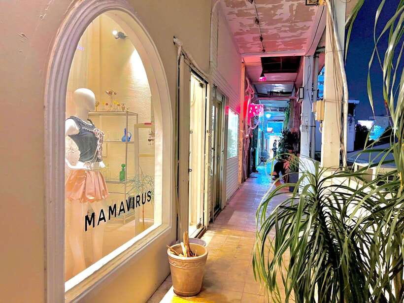 Ho Chi Minh City: Shopping Tour with Local Guide - What you’ll do in plain terms