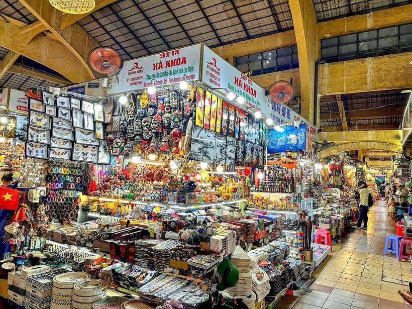 Ho Chi Minh City: Shopping Tour with Local Guide - Starting at Ben Thanh Market: where your orientation clicks