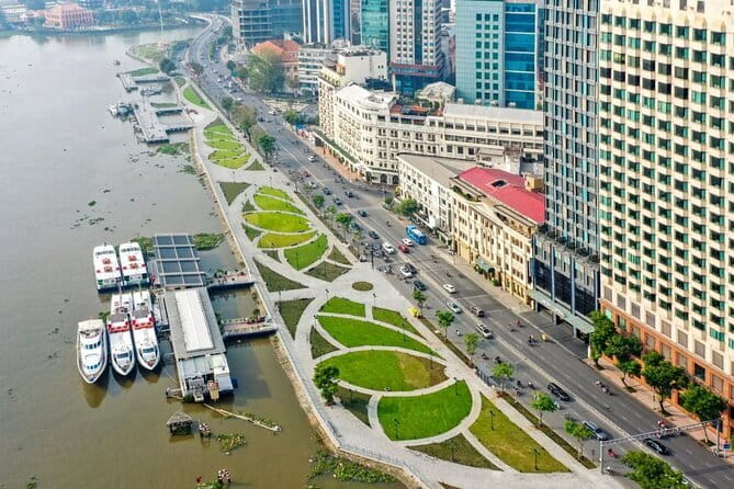 Ho Chi Minh City Sightseeing Private Tour By U.S Army Jeep - Saigon Central Post Office and the Cau Ba Son skyline moment