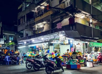 Ho Chi Minh City: Street Food and Sightseeing by Motorbike - Pickup, Time on the Road, and the Gear That Keeps It Comfortable