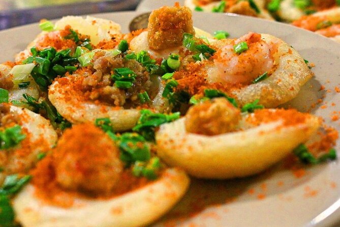 Ho Chi Minh City: Street Food & Sightseeing Tour with Local Guide - What You’ll Eat (and How to Order Without Stress)