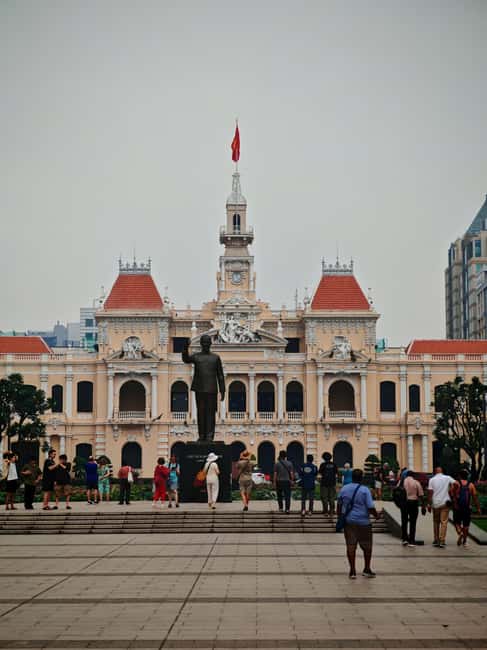Ho Chi Minh City Tour: Full-day or Half-day AM/PM - Guide quality and language: the difference between a good tour and a smart day