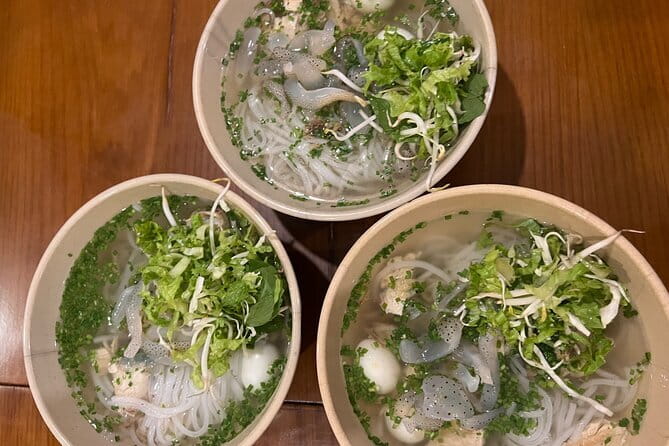 Ho Chi Minh Street Food & City Sights with Local Female Guide - Key things you’ll notice on this tour