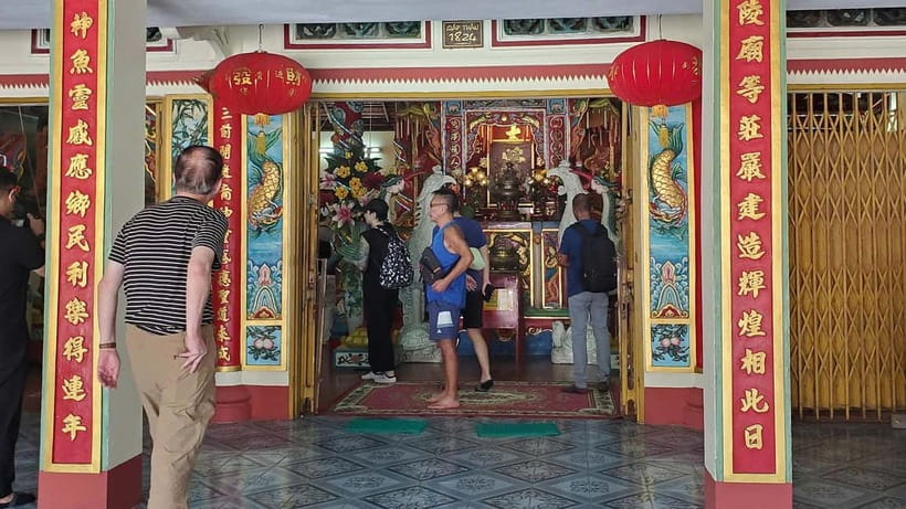 Ho Chi Minh: Vung Tau 1-Day Tour with Christ Statue & Lunch - Nghinh Phong Cape: that gate shot with the ocean behind it