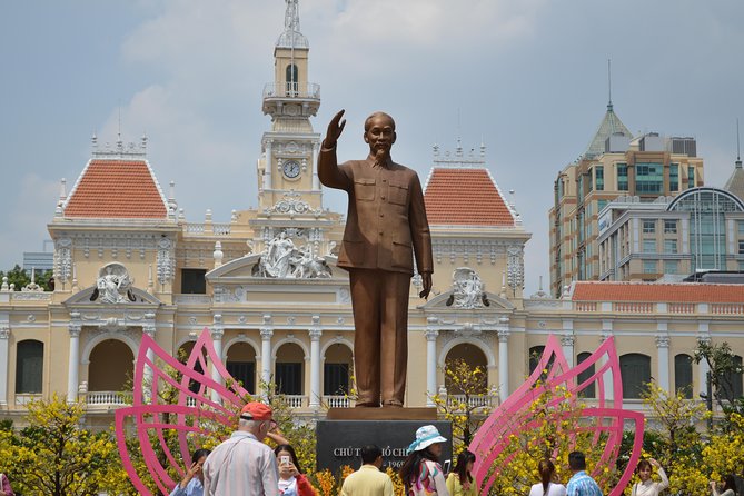 Individual Saigon city tour as a private tour - Notre Dame Cathedral and the Central Post Office for quick, high-return stops