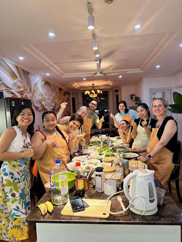 Mama Lan's Home Cooking Class with 30+ Years of Experience - Who Mama Lan is, and why her class feels like a home visit